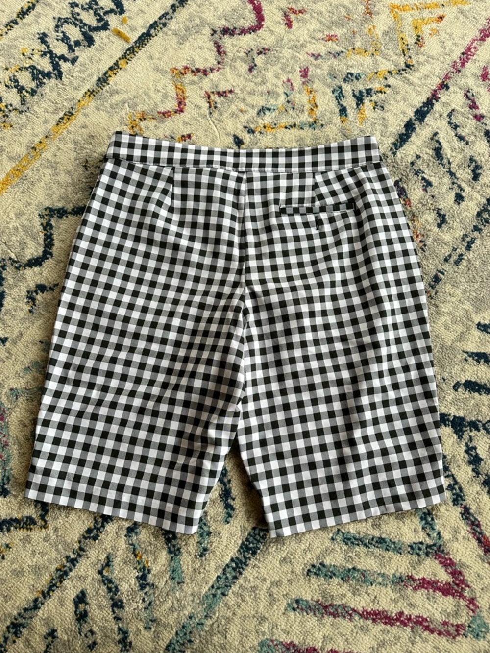 Women’s Greg Norman Golf Shorts - Picture 3 of 3